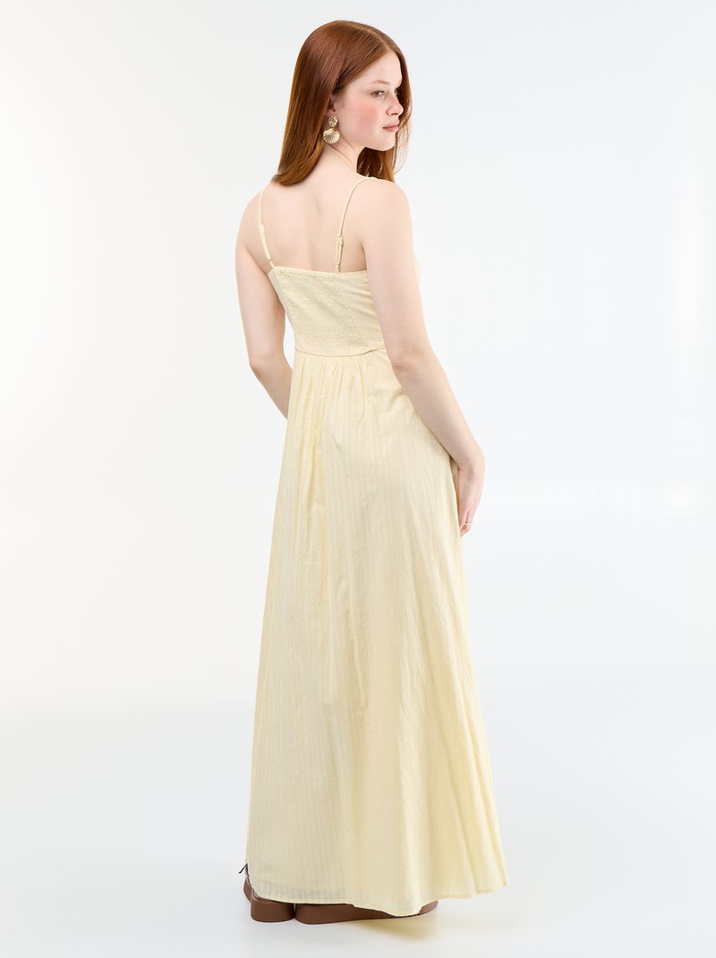 Robe longue à fines bretelles et broderies Jaune - Kiabi
