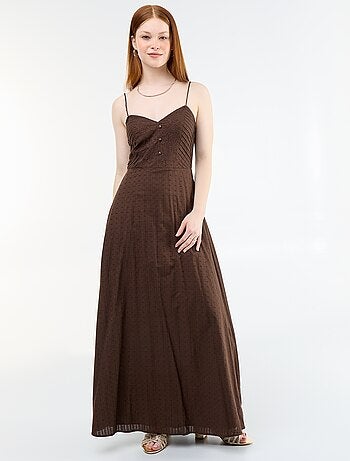 Robe longue à fines bretelles et broderies