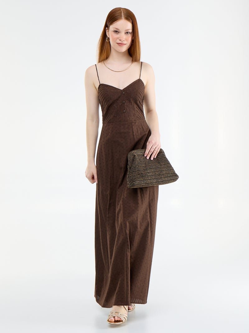 Robe longue à fines bretelles et broderies Marron - Kiabi