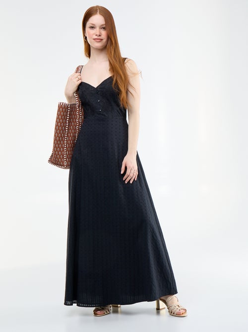 Robe longue à fines bretelles et broderies - Kiabi