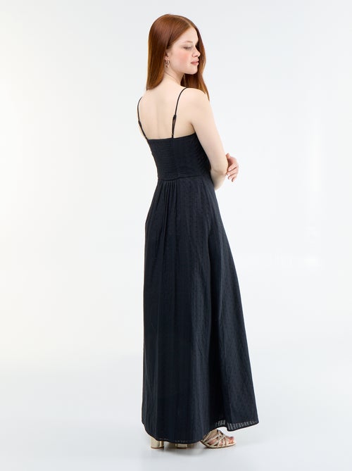 Robe longue à fines bretelles et broderies - Kiabi