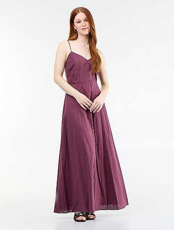 Robe longue à fines bretelles et broderies