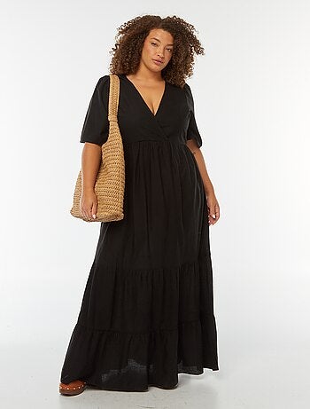 Robe longue à manches courtes et base à étage