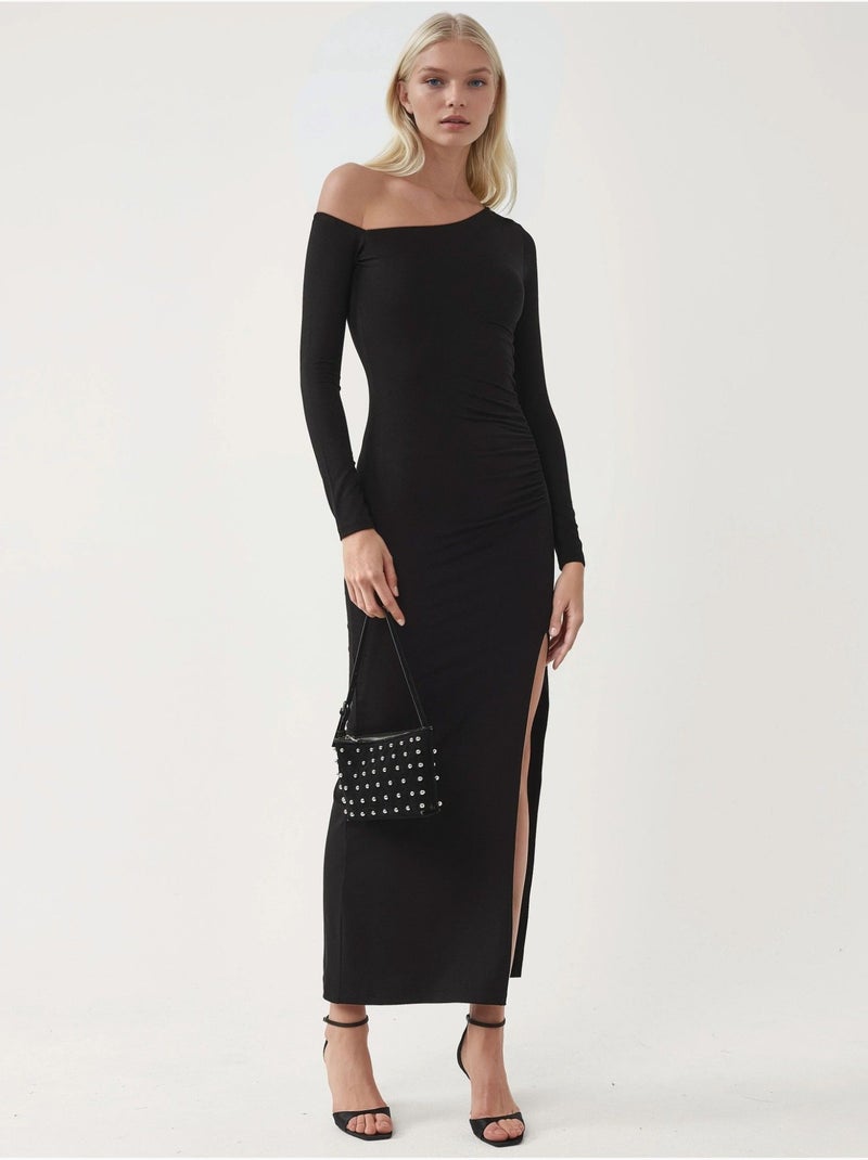 Robe longue asymétrique à col et volants busem Noir - Kiabi
