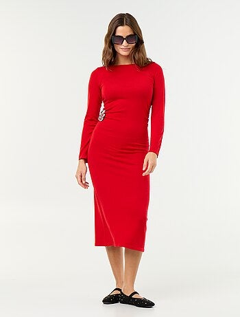 Robe longue avec bijou taille