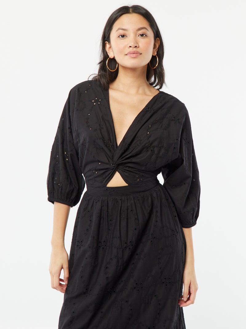 Robe longue avec broderie anglaise et volant à la base noir - Kiabi