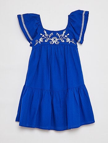 Robe longue avec broderies