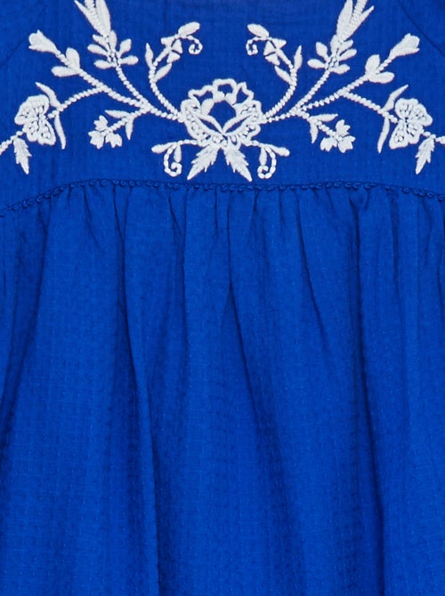 Robe longue avec broderies - Kiabi