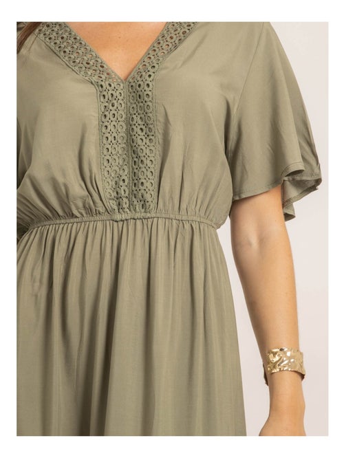 Robe longue avec broderies IREANE - Kiabi