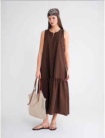 Robe longue avec col pointu et volants mixray