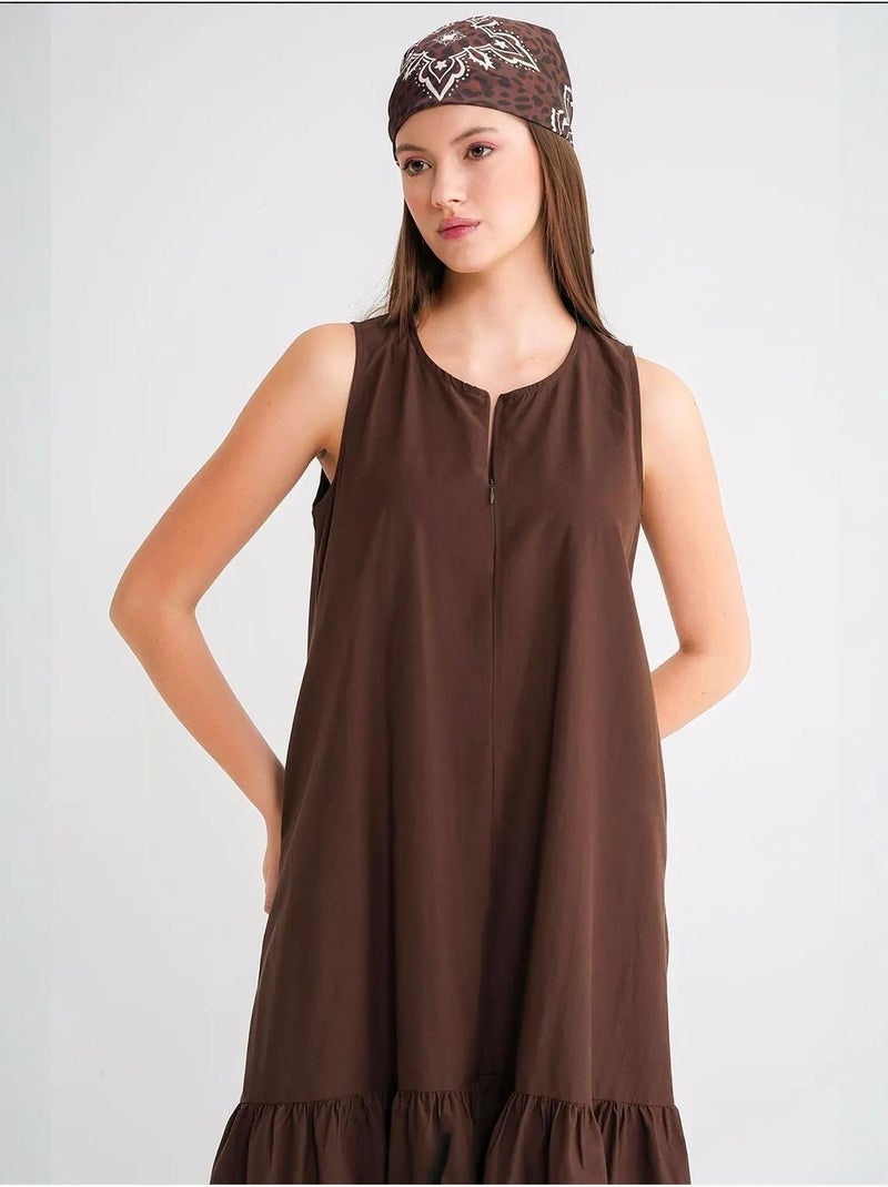 Robe longue avec col pointu et volants mixray Marron foncé - Kiabi
