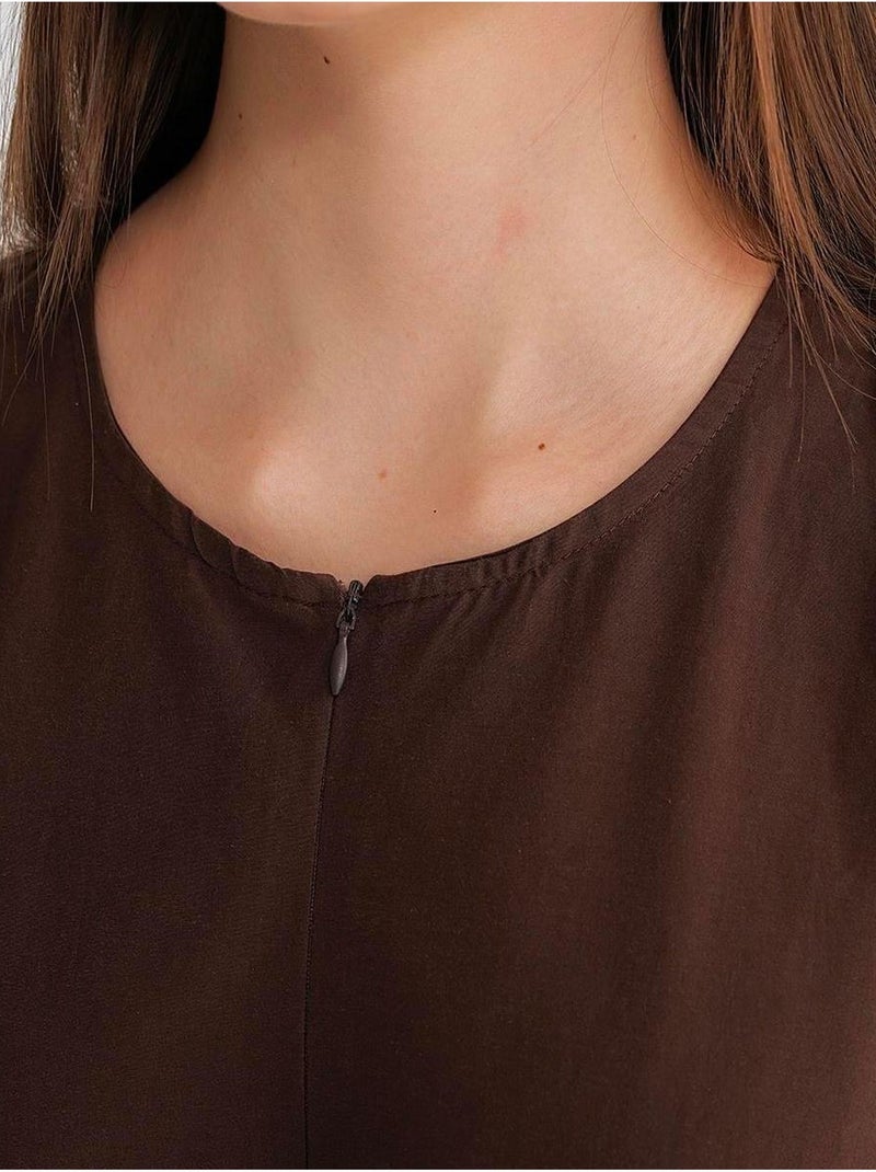 Robe longue avec col pointu et volants mixray Marron foncé - Kiabi
