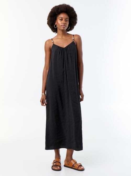 Robe longue avec fines bretelles à perles - Kiabi Robe longue avec fines bretelles à perles - Kiabi