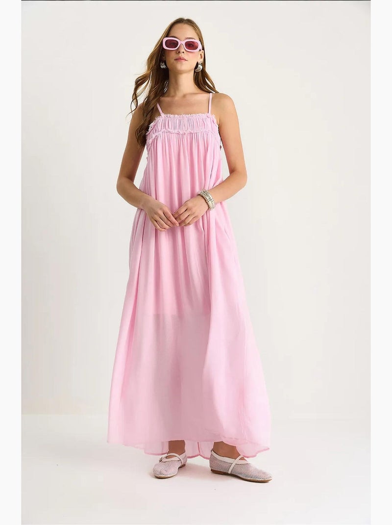 Robe longue brodée à col carré lucci Rose pâle - Kiabi