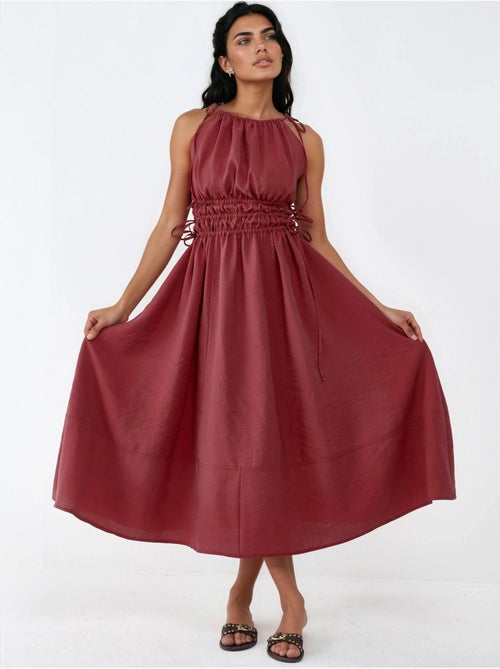 Robe longue bustier avec détails élastiques busem - Kiabi Robe longue bustier avec détails élastiques busem - Kiabi