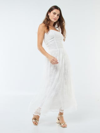 Robe longue bustier en dentelle