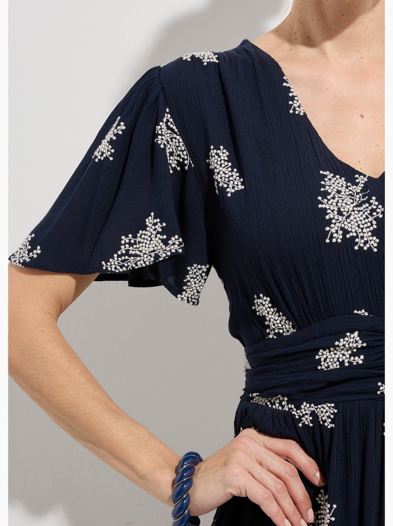 Robe longue col v brodée smockée dos - afibel Bleu marine - Kiabi