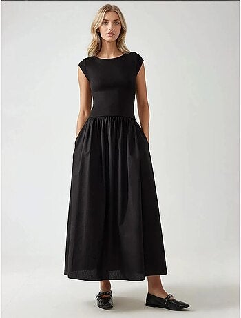 Robe longue coupe A à col bateau