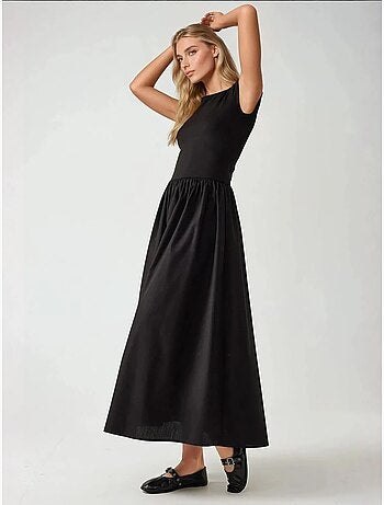 Robe longue coupe A à col bateau