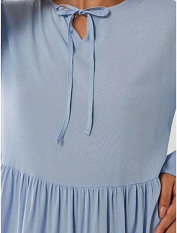 Robe longue coupe A et col ras du cou