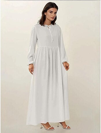 Robe longue coupe A et col ras du cou