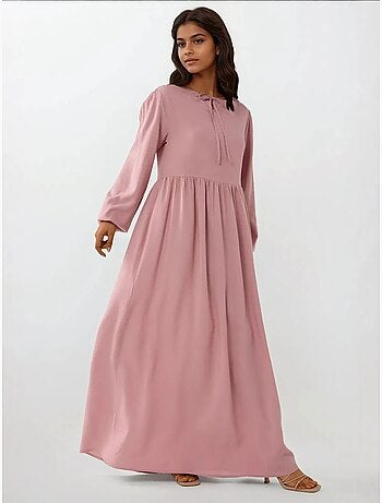 Robe longue coupe A et col ras du cou