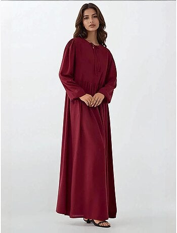 Robe longue coupe A et col ras du cou