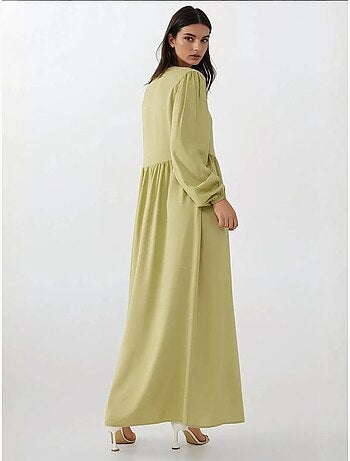 Robe longue coupe a et col ras du cou