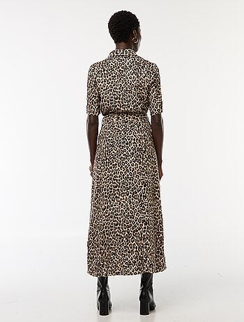 Robe longue coupe chemise avec ceinture à la taille