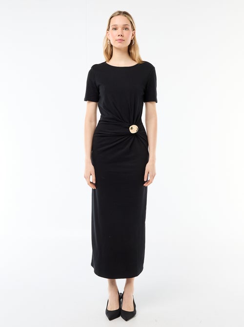 Robe longue coupe drapée avec bijou - Kiabi