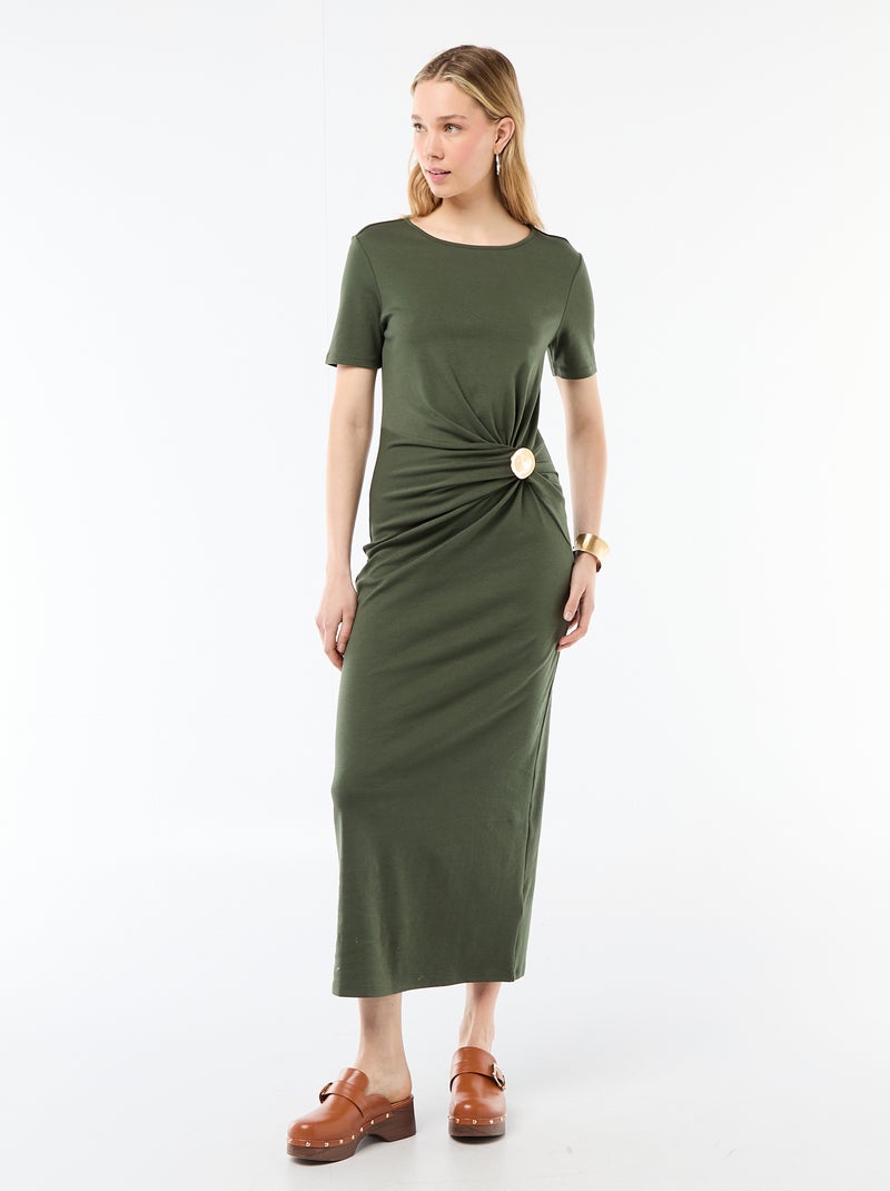 Robe longue coupe drapée avec bijou Vert - Kiabi