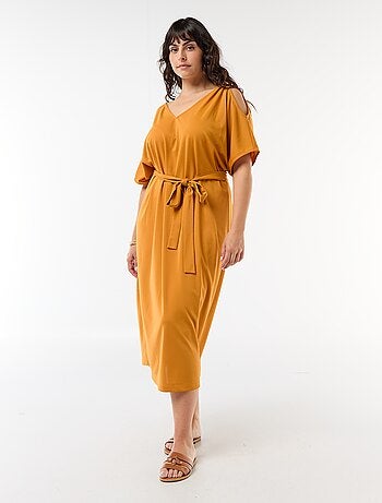 Robe longue de cérémonie à manches courtes