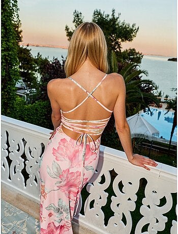 Robe longue dos nu à fleurs