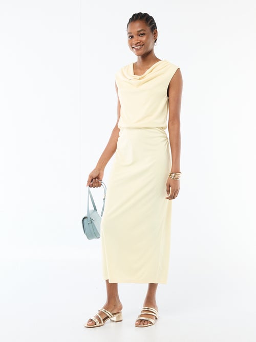 Robe longue drapée avec col bénitier - Kiabi