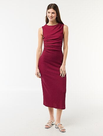 Robe longue drapée et gaufrée