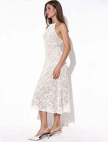 Robe longue en dentelle à col halter
