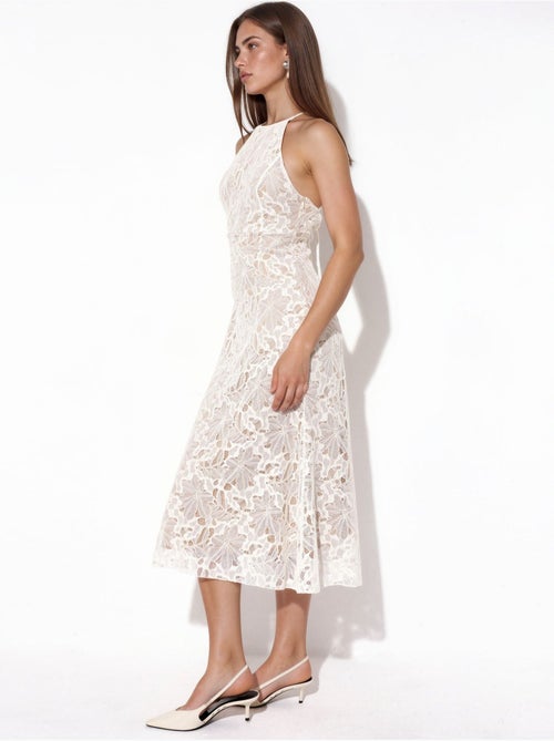 Robe longue en dentelle à col halter - Kiabi