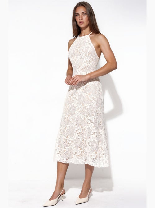 Robe longue en dentelle à col halter hiccup - Kiabi Robe longue en dentelle à col halter hiccup - Kiabi