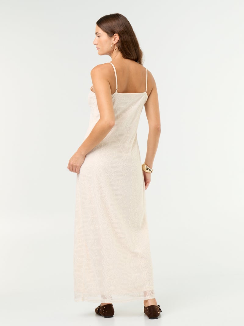 Robe longue en dentelle à fines bretelles Beige - Kiabi
