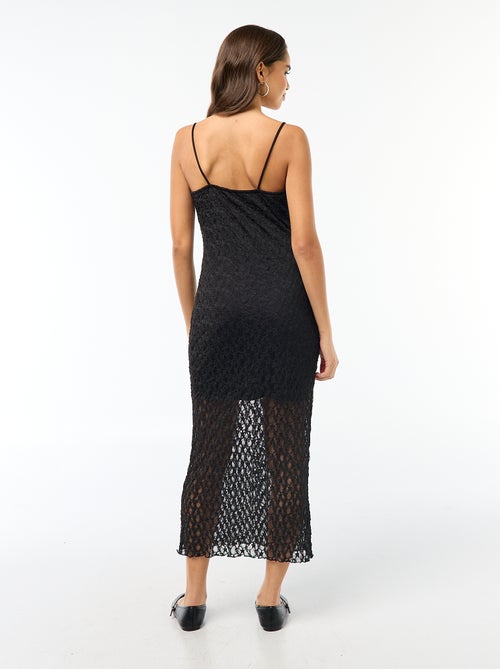 Robe longue en dentelle à fines bretelles - Kiabi