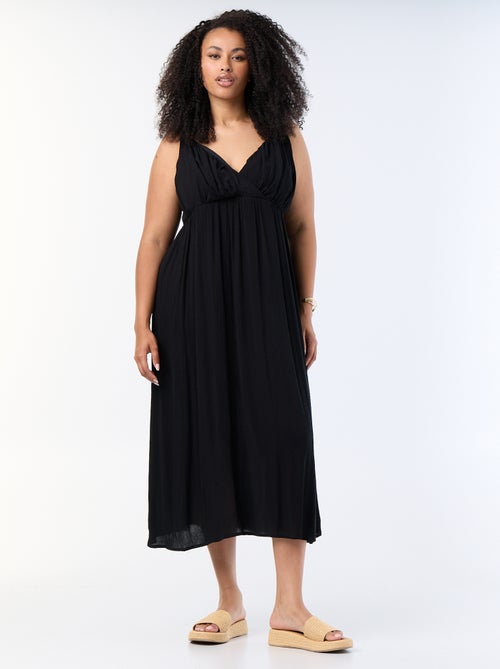 Robe longue en maille crêpée fines bretelles - Kiabi