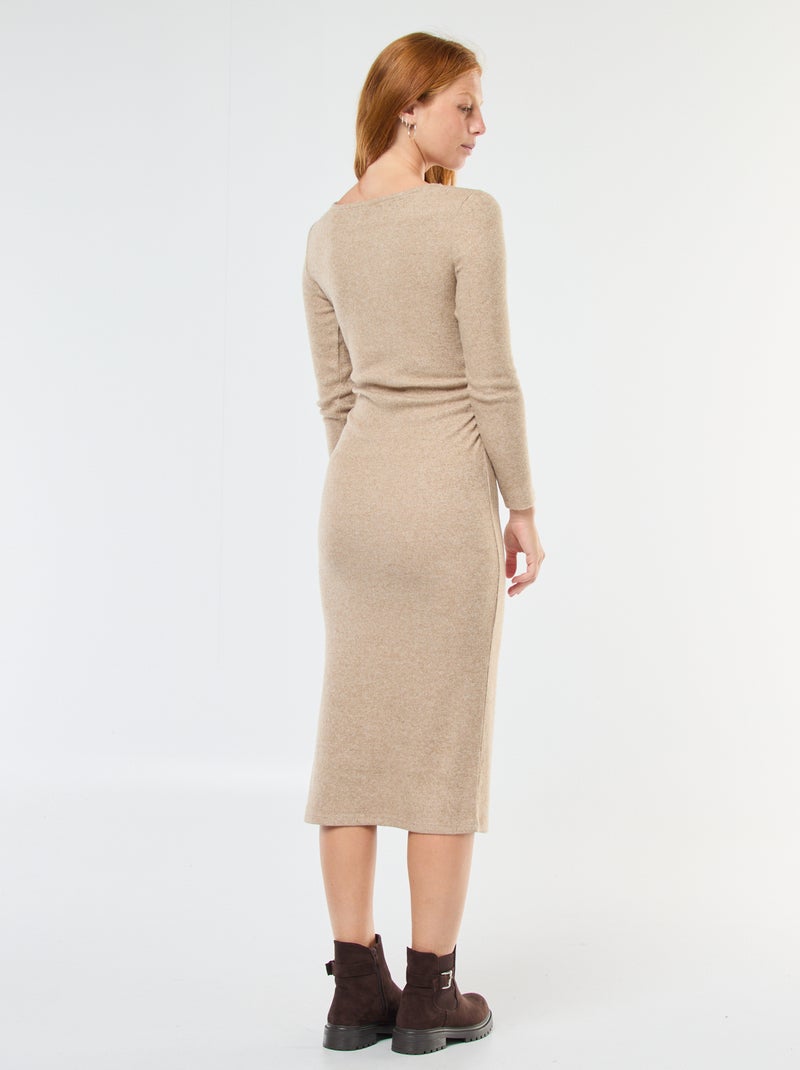 Robe longue en maille doudou à manches longues Beige - Kiabi