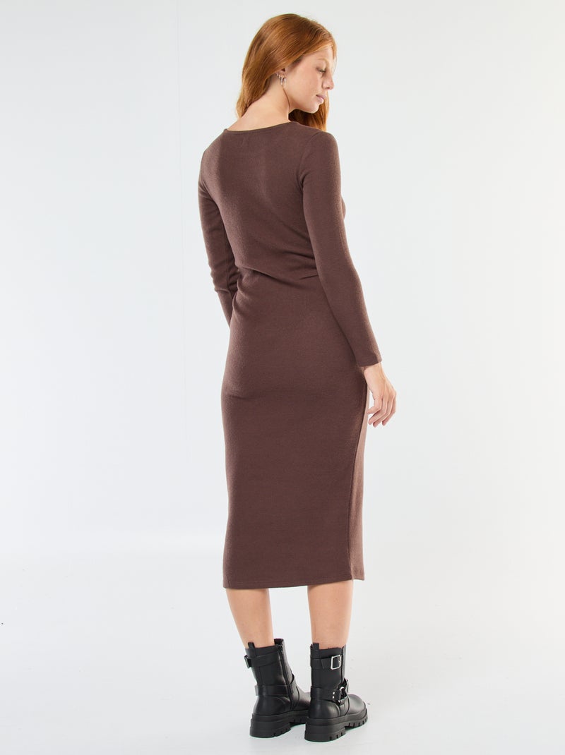 Robe longue en maille doudou à manches longues Marron - Kiabi