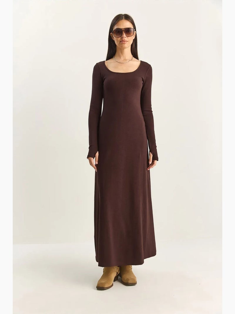Robe longue en maille trapèze à col carré lucci Marron foncé - Kiabi