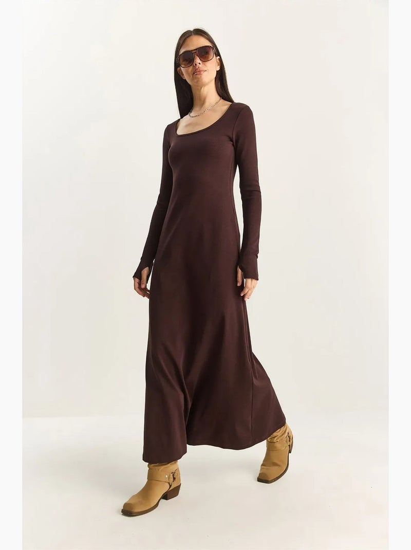 Robe longue en maille trapèze à col carré lucci Marron foncé - Kiabi