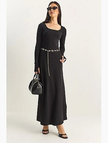 Robe longue en maille trapèze à col carré lucci