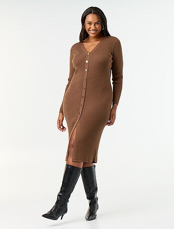 Robe longue en matière côtelé