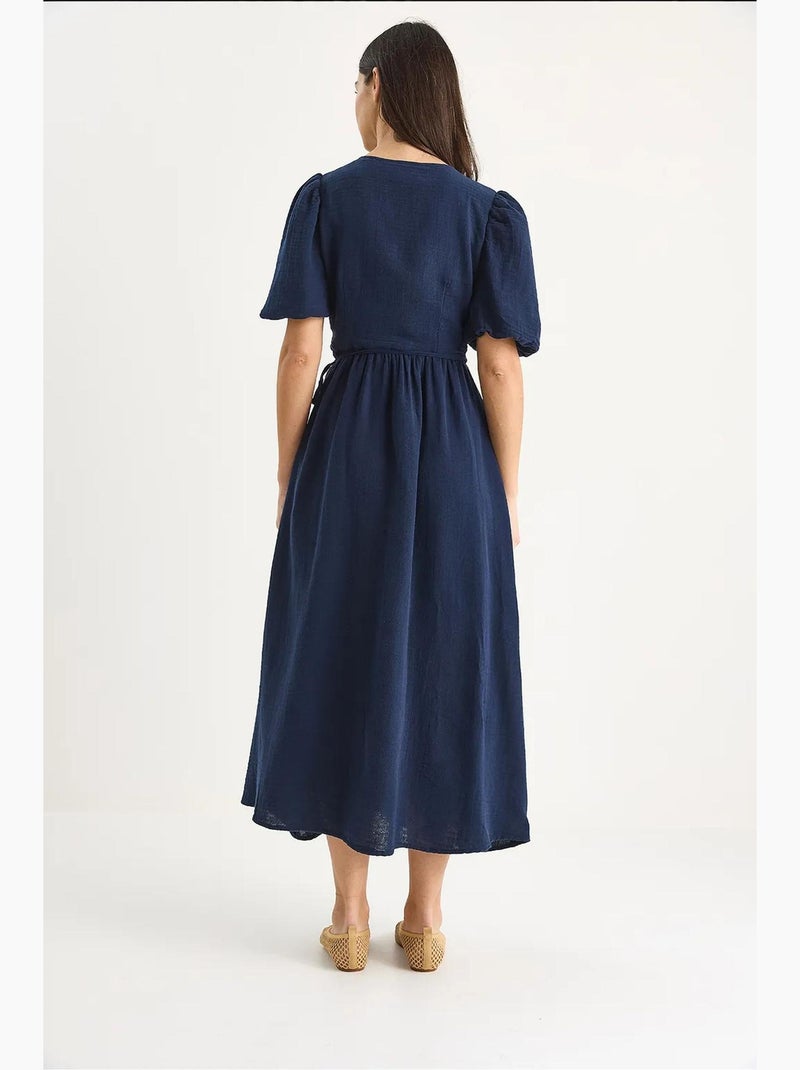 Robe longue en mousseline à fermeture portefeuille et manches ballon de bianco lucci Bleu marine - Kiabi