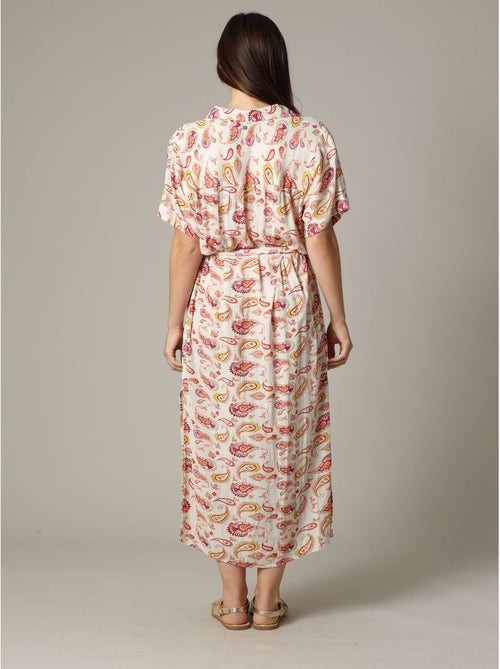 Robe longue en viscose avec motifs cachemire 'deeluxe' - Kiabi Robe longue en viscose avec motifs cachemire 'deeluxe' - Kiabi
