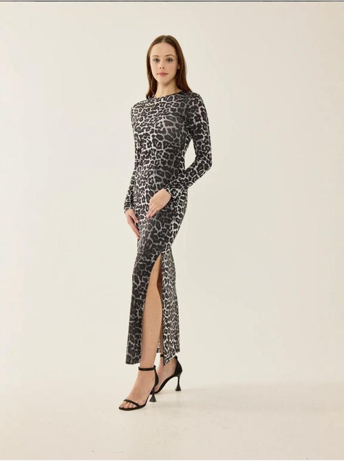 Robe longue fendue à imprimé léopard - Kiabi Robe longue fendue à imprimé léopard - Kiabi